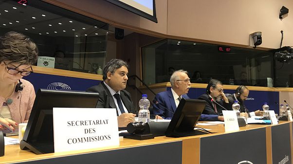 Δημήτρης Βίτσας: «Πρέπει όλα τα κράτη-μέλη να μοιραστούν το βάρος του προσφυγικού» Δημήτρης Βίτσας: «Πρέπει όλα τα κράτη-μέλη να μοιραστούν το βάρος του προσφυγικού»