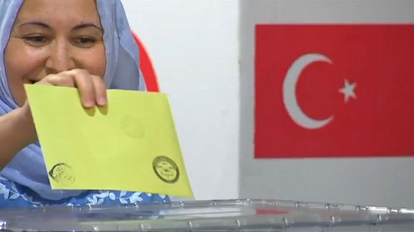 Cita con las elecciones turcas en Alemania Cita con las elecciones turcas en Alemania