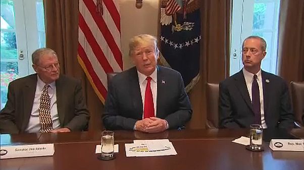 Trump engedett a nyomásnak Trump engedett a nyomásnak