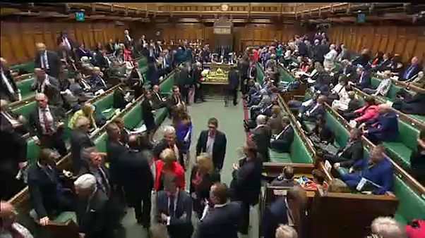 Brexit-szavazás: May győzött Brexit-szavazás: May győzött