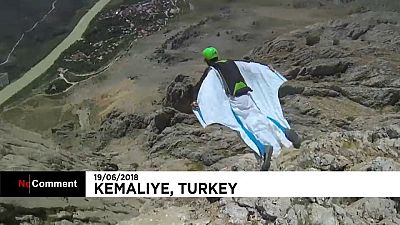Wingsuit-Fliegen in der Türkei