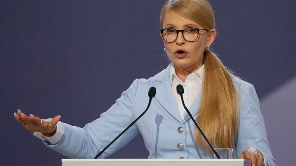 Ukrayna'da Turuncu devrimin liderlerinden Timoşenko yeniden başkanlığa aday Ukrayna'da Turuncu devrimin liderlerinden Timoşenko yeniden başkanlığa aday