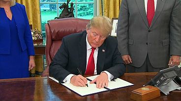 Trump pone fin a la separación de familias de inmigrantes