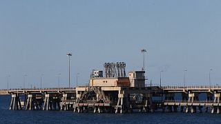 المنطقة الصناعية بميناء راس لانوف النفطي بليبيا.