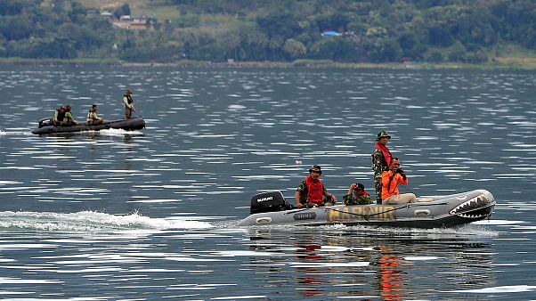 Indonesia calls off search for nearly 200 missing ferry passengers Indonesia calls off search for nearly 200 missing ferry passengers