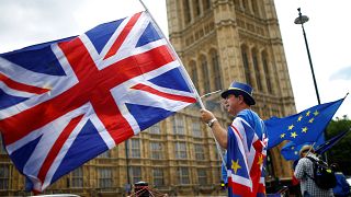 Αίτηση με παράβολο για να μείνουν οι Ευρωπαίοι στη Βρετανία