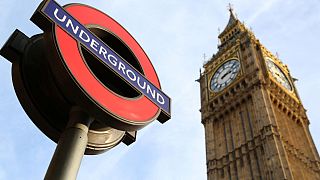 Bombafenyegetés miatt zárták le a londoni metró egy részét