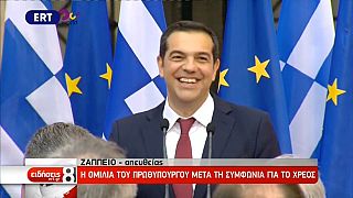 Tsipras muss Krawatte tragen
