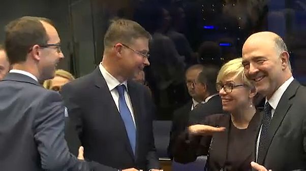 Közös uniós öröm a görög válság végén Közös uniós öröm a görög válság végén