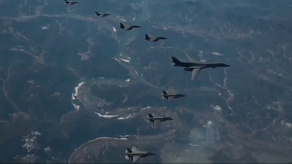 EE.UU suspende "indefinidamente" las maniobras conjuntas con Corea del Sur EE.UU suspende "indefinidamente" las maniobras conjuntas con Corea del Sur