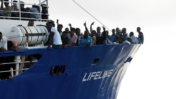 Μετά το Aquarius αναζητά λιμάνι (και) το Lifeline Μετά το Aquarius αναζητά λιμάνι (και) το Lifeline