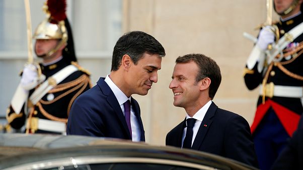 França e Espanha querem "centros fechados" para migrantes França e Espanha querem "centros fechados" para migrantes