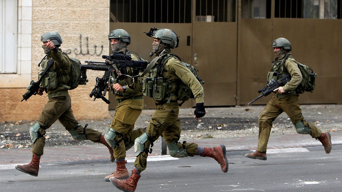 إصابة ثلاثة جنود إسرائيليين دهسا قرب بيت لحم 