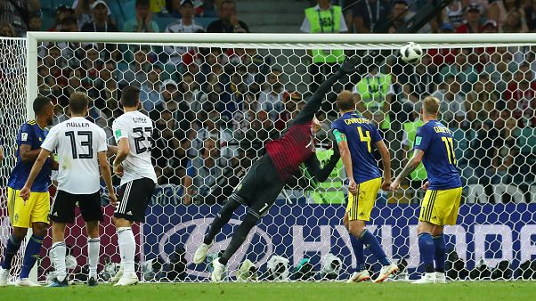 Alemanha vence Suécia por 2-1 Alemanha vence Suécia por 2-1