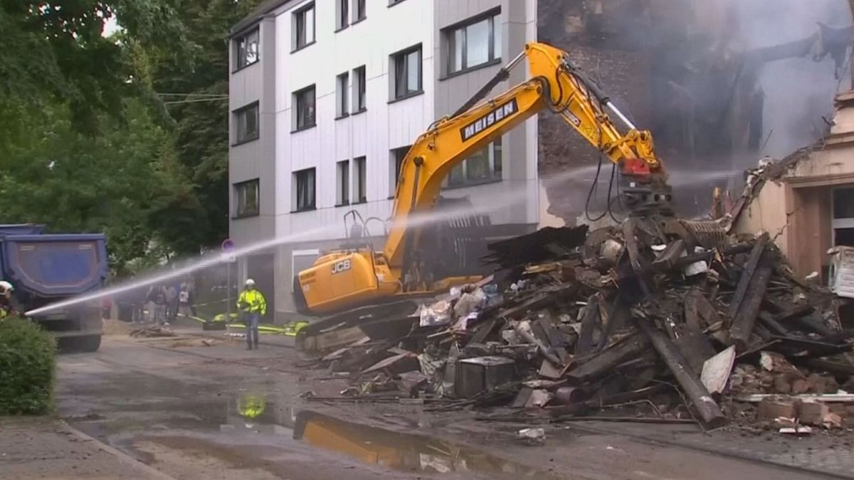 Explosion devastates apartment building in Germany