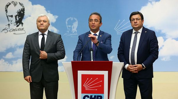 CHP'li Tezcan'dan AA'ya manipülasyon tepkisi CHP'li Tezcan'dan AA'ya manipülasyon tepkisi