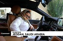 Arabia saudita, donne al volante è legge