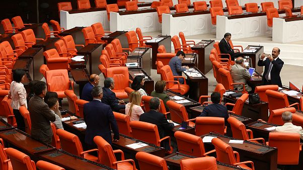 Secim 2018 Yeni Hesaplama Sistemine Gore Tbmm De Hangi Parti Kac Sandalye Kazandi Euronews