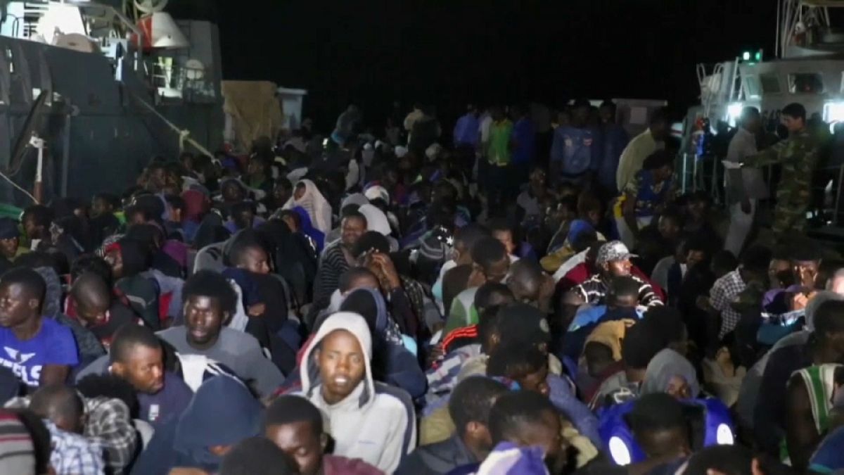Libye : 820 migrants secourus en mer dimanche 