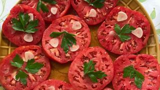 FYR Macedonia: Minister offers tomatoes for EU membership