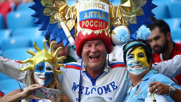 World Cup: Uruguay defeat hosts Russia in 3-0 win World Cup: Uruguay defeat hosts Russia in 3-0 win