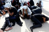 Libyen: Küstenwache rettet Hunderte Migranten aus Mittelmeer