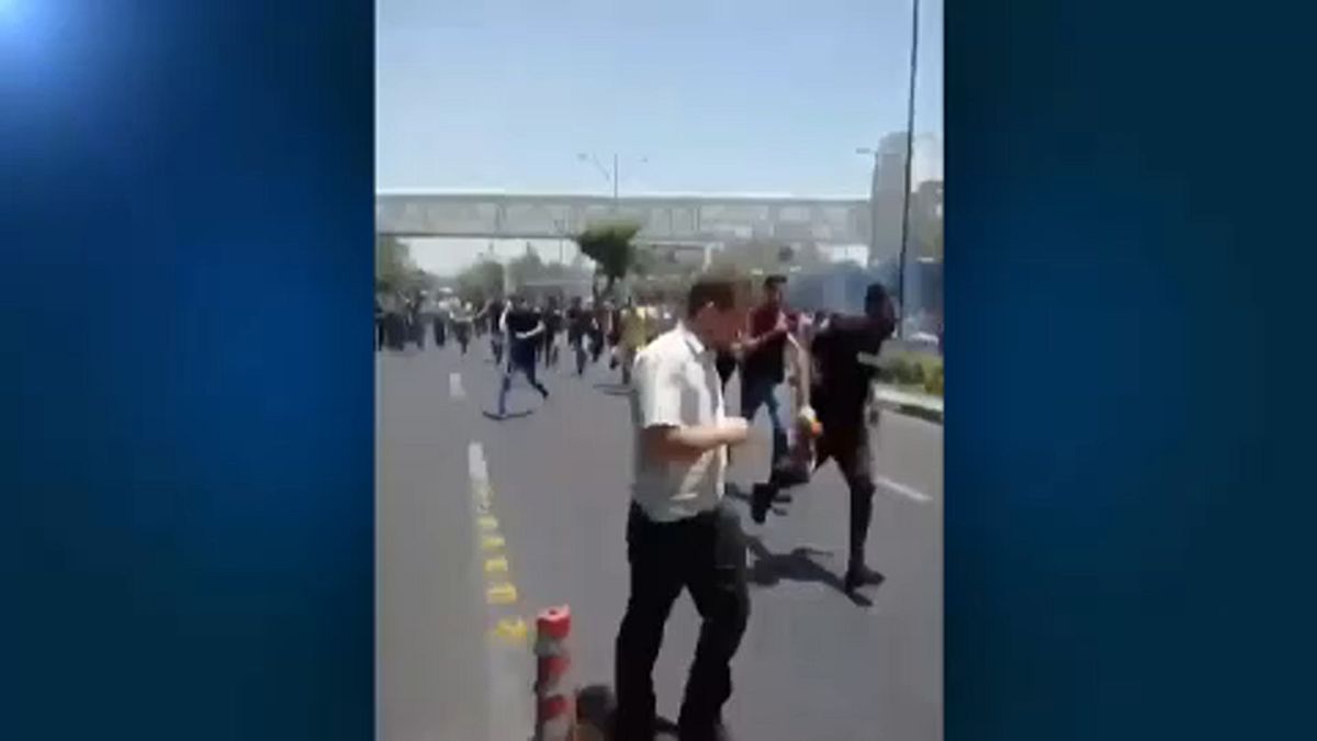 Újra tüntetések Teheránban