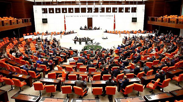 Türk siyaseti cinsiyet eşitliğinde yine sınıfta kaldı Türk siyaseti cinsiyet eşitliğinde yine sınıfta kaldı