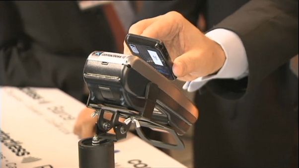 Kontaktlos bezahlen: Google Pay jetzt auch in Deutschland Kontaktlos bezahlen: Google Pay jetzt auch in Deutschland