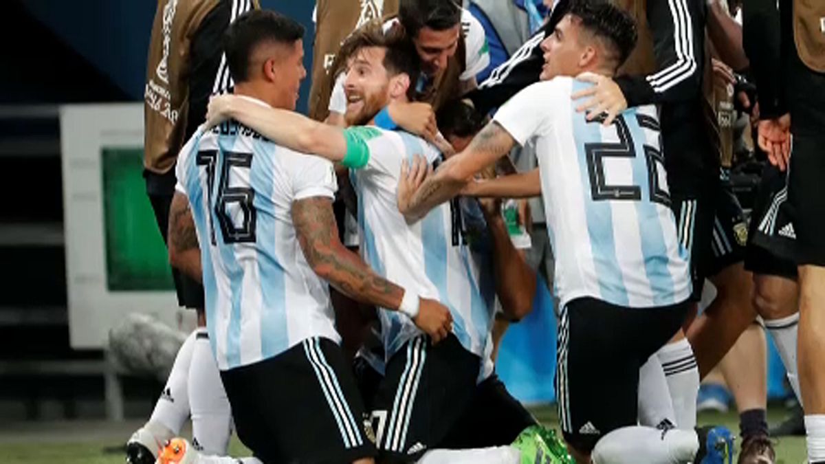Futball-vb: Argentína továbbjutott