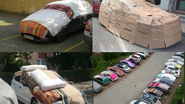 Meteoroloji dolu uyarısı yaptı, İstanbullular halı ve seccadeyle önlem aldı Meteoroloji dolu uyarısı yaptı, İstanbullular halı ve seccadeyle önlem aldı