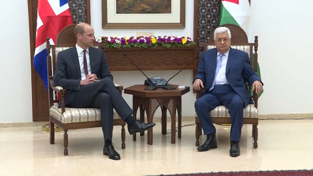 الأمير وليام يلتقي الرئيس محمود عباس