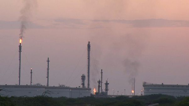 USA verlangen weltweiten Import-Stopp für iranisches Öl USA verlangen weltweiten Import-Stopp für iranisches Öl