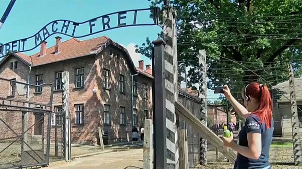 Nach diplomatischer Krise mit Israel: Polen entschärft "Holocaust-Gesetz" Nach diplomatischer Krise mit Israel: Polen entschärft "Holocaust-Gesetz"