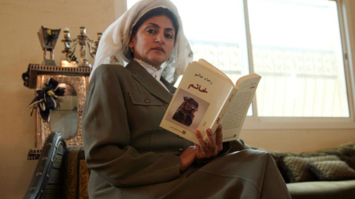 هتون الفاسي في مقر اقامتها في الرياض - المصدر: أرشيف رويترز.