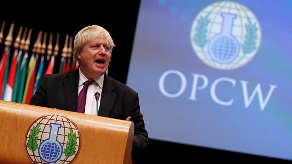 Az OPCW már megnevezheti a tiltott vegyi fegyverek használóit Az OPCW már megnevezheti a tiltott vegyi fegyverek használóit