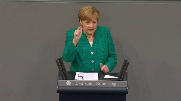 Merkel: most kell összefogni, nagy a tét Merkel: most kell összefogni, nagy a tét