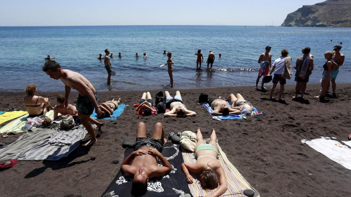 Europe sizzles as heatwave returns 