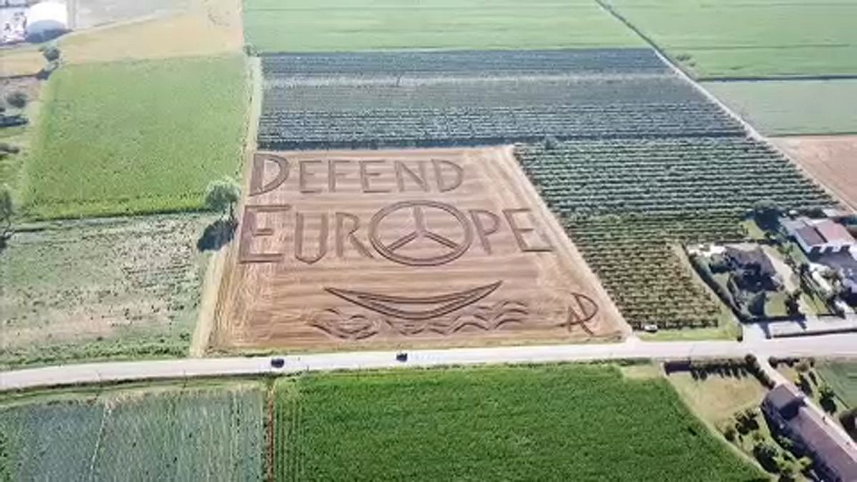"لوحة قمحية إيطالية" تطالب بالدفاع عن أوروبا