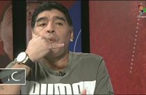 Марадона жив и свистит