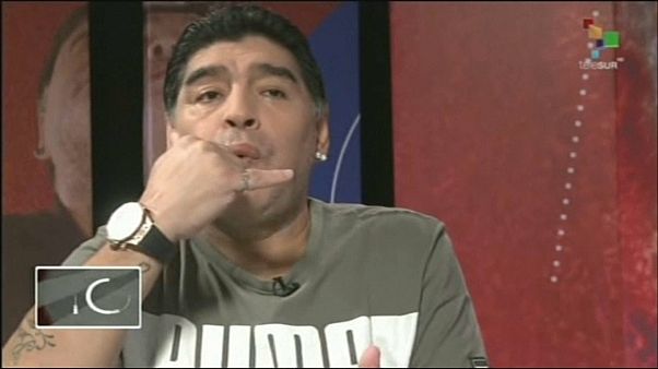 Марадона жив и свистит Марадона жив и свистит