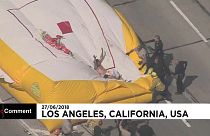 Полуголый мужчина парализовал движение на автостраде