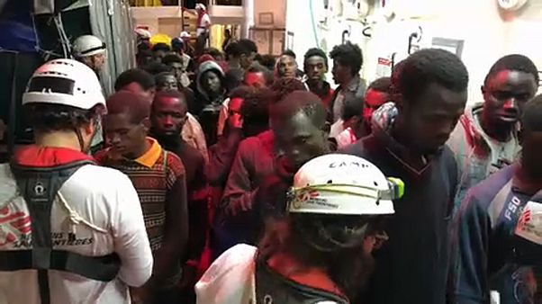 Summit Ue: l'immigrazione divide l'Europa Summit Ue: l'immigrazione divide l'Europa
