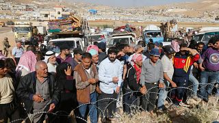 Suriye: Dera'daki çatışmalarda en az 22 kişi ölürken binlerce sivil göç ediyor