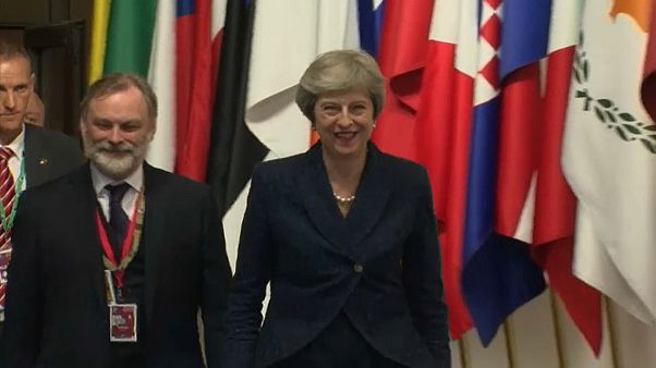Брюссель выносит Лондону "последнее предупреждение" Брюссель выносит Лондону "последнее предупреждение"