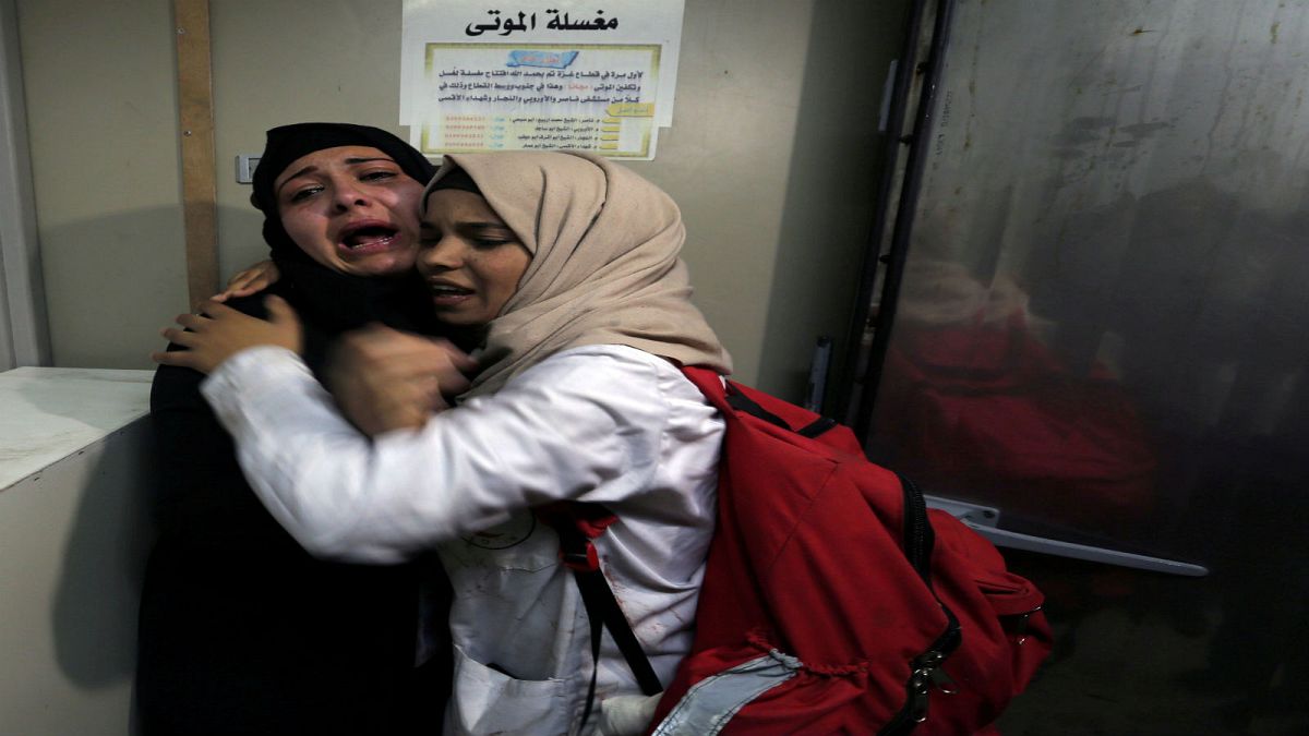 القوات الإسرائيلية تقتل فلسطينيين خلال احتجاجات شمال غزة