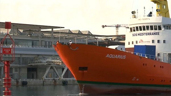 Alors que l'Aquarius fait escale à Marseille, le président du Conseil européen intime aux ONG de ne plus intervenir en Méditerranée Alors que l'Aquarius fait escale à Marseille, le président du Conseil européen intime aux ONG de ne plus intervenir en Méditerranée