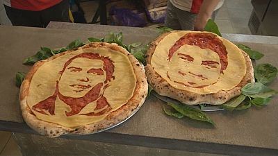 Pizzas con retratos de Cristiano Ronaldo y Luis Suárez, otra manera de disfrutar el Mundial