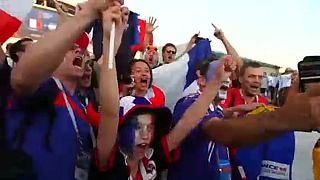 Ξέφρενοι πανηγυρισμοί για το 4-3 της Γαλλίας