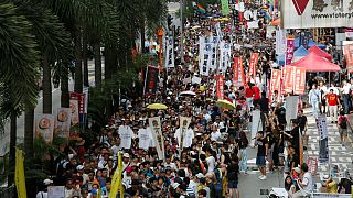 Hongkongi évforduló tüntetésekkel